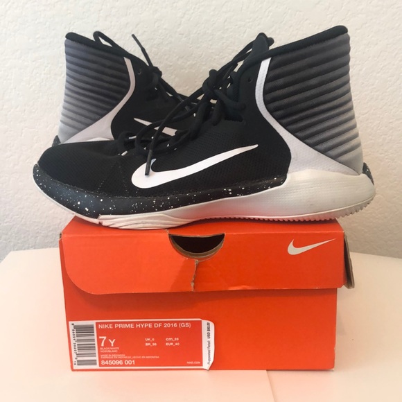 NIKE PRIME HYPE DF Black size 7 Like New - Picture 5 of 6